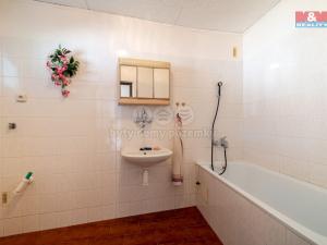 Prodej rodinného domu, Rovensko pod Troskami, Revoluční, 306 m2