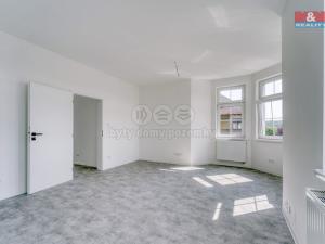 Prodej bytu 2+kk, Plzeň - Doudlevce, Šípková, 54 m2