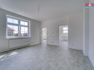 Prodej bytu 2+kk, Plzeň - Doudlevce, Šípková, 54 m2