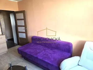 Prodej bytu 3+1, Praha - Újezd nad Lesy, Malešovská, 74 m2