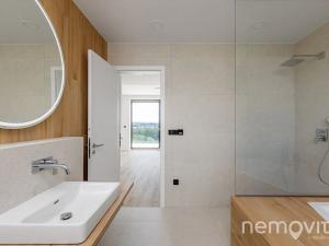 Prodej vily, Praha - Dolní Počernice, V padolině, 280 m2