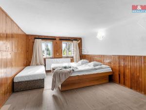 Prodej rodinného domu, Rokytnice nad Jizerou - Horní Rokytnice, 200 m2