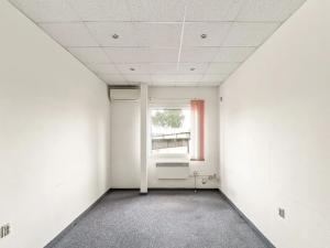 Pronájem skladu, Mníšek pod Brdy, Pražská, 1500 m2