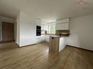 Prodej bytu 2+1, Chomutov, Mostecká, 65 m2