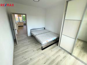Pronájem bytu 3+kk, Pardubice - Polabiny, Družstevní, 54 m2