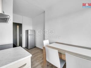 Prodej bytu 2+1, Přelouč, B. Němcové, 50 m2