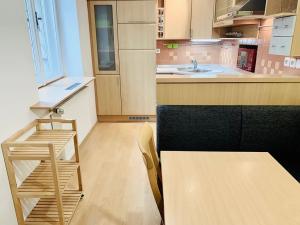 Pronájem bytu 2+kk, Vranov, 61 m2