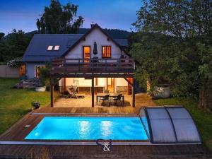 Prodej rodinného domu, Nový Bor, 291 m2