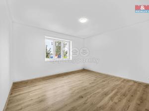Prodej bytu 3+1, Hradec Králové - Kukleny, Pražská třída, 106 m2
