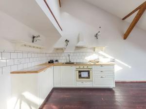 Pronájem bytu 3+kk, Praha - Dejvice, Muchova, 119 m2