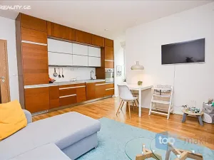 Prodej bytu 2+kk, Praha - Uhříněves, Václava Trojana, 52 m2