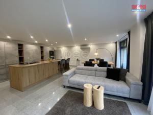 Prodej chaty, Mikulovice, 200 m2