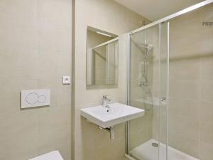 Pronájem bytu 1+kk, Brno, Bystrcká, 27 m2