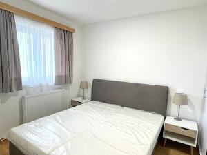 Pronájem bytu 2+kk, Roztoky, 40 m2