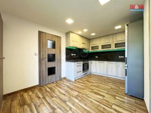 Prodej rodinného domu, Karlovy Vary - Stará Role, Horní, 120 m2