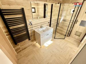 Pronájem bytu 3+kk, Zvoleněves, 67 m2