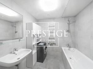 Pronájem bytu 2+kk, Praha - Karlín, Sokolova, 65 m2