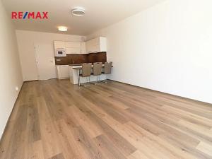 Pronájem bytu 2+kk, Pardubice, Na Spravedlnosti, 57 m2