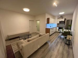 Pronájem bytu 2+kk, Praha - Ďáblice, Oldřichovská, 48 m2