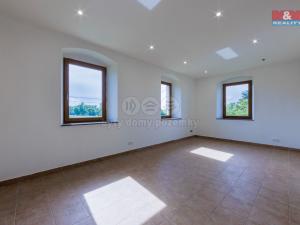 Prodej rodinného domu, Ostrov - Hluboký, 304 m2