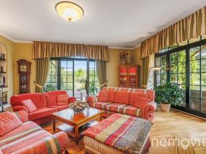 Prodej rodinného domu, Líšnice, 420 m2