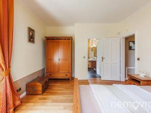 Prodej rodinného domu, Líšnice, 420 m2