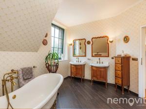 Prodej rodinného domu, Líšnice, 420 m2