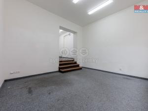 Pronájem obchodního prostoru, Karlovy Vary - Drahovice, Vítězná, 35 m2