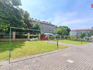 Pronájem bytu 1+1, Hradec Králové, Bidlova, 45 m2