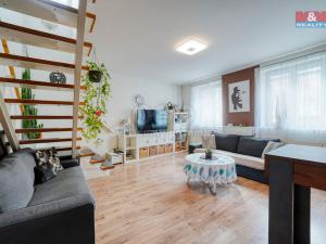 Prodej rodinného domu, Dobřany, Stromořadí, 97 m2