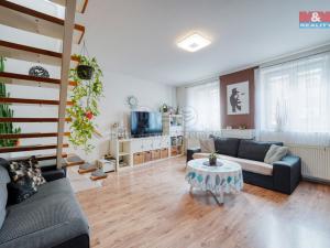 Prodej rodinného domu, Dobřany, Stromořadí, 97 m2