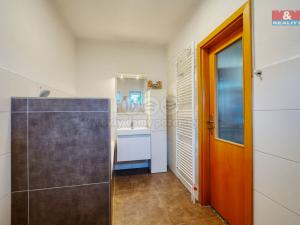 Prodej rodinného domu, Dobřany, Stromořadí, 97 m2