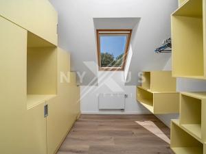 Pronájem rodinného domu, Mukařov, Lesní, 110 m2