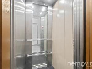 Pronájem bytu 1+1, Praha - Karlín, Sokolovská, 38 m2