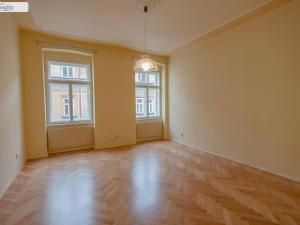 Pronájem bytu 1+1, Praha - Smíchov, Viktora Huga, 38 m2