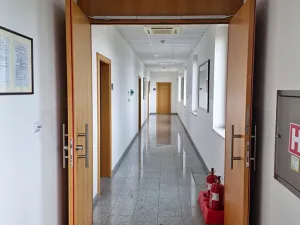 Pronájem kanceláře, Praha - Ruzyně, U letiště, 350 m2