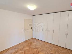 Pronájem bytu 2+1, Praha - Košíře, Kvapilova, 58 m2
