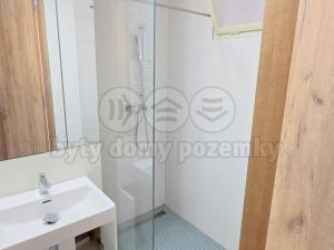 Pronájem bytu 2+1, Praha - Košíře, Kvapilova, 58 m2