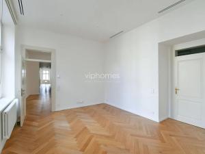 Pronájem bytu 4+kk, Praha - Smíchov, Janáčkovo nábřeží, 250 m2