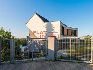 Prodej rodinného domu, Panenské Břežany, Hlavní, 260 m2
