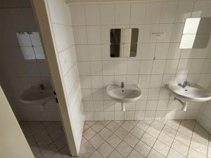 Pronájem obchodního prostoru, Kladno, Komenského, 121 m2