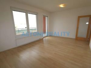 Pronájem bytu 2+kk, Praha - Hloubětín, Nademlejnská, 63 m2