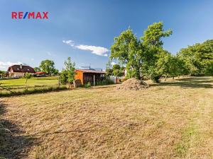 Prodej pozemku pro bydlení, Pleše, 924 m2