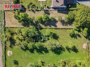 Prodej pozemku pro bydlení, Pleše, 924 m2