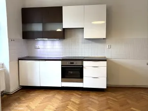 Pronájem bytu 3+1, Liberec, Moskevská, 99 m2