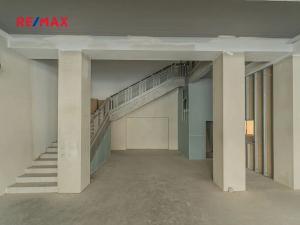 Pronájem obchodního prostoru, Praha - Nové Město, Hybernská, 526 m2