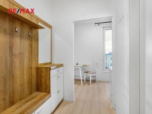 Prodej bytu 1+kk, Praha - Vysočany, Poděbradská, 23 m2