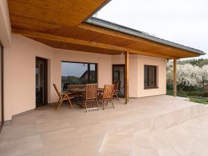 Prodej rodinného domu, Ondřejov, V Lukách, 151 m2