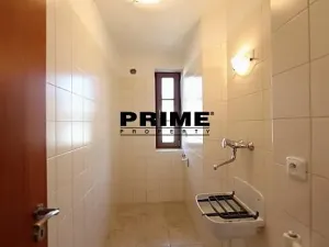 Pronájem vily, Praha - Nebušice, Spojová, 410 m2