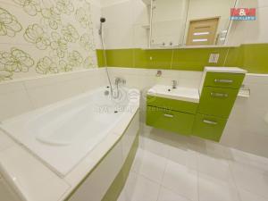 Prodej bytu 3+1, Karviná - Mizerov, Na Kopci, 56 m2